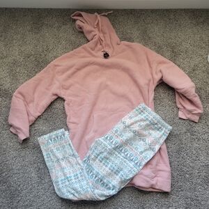 New Cuddl Duds Soft Pink Hoodie & Pants Set
